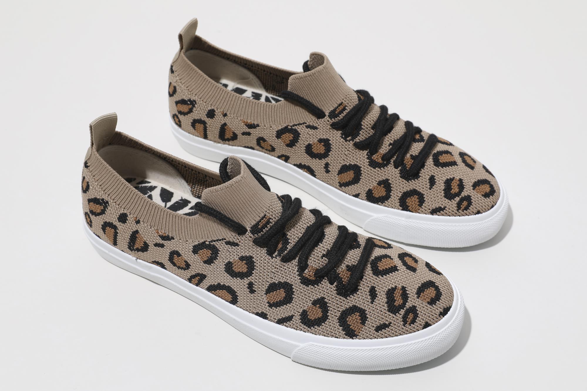 High quality durable using ladies flat casual leopard shoes sports shoes women sneakers fall women shoes 